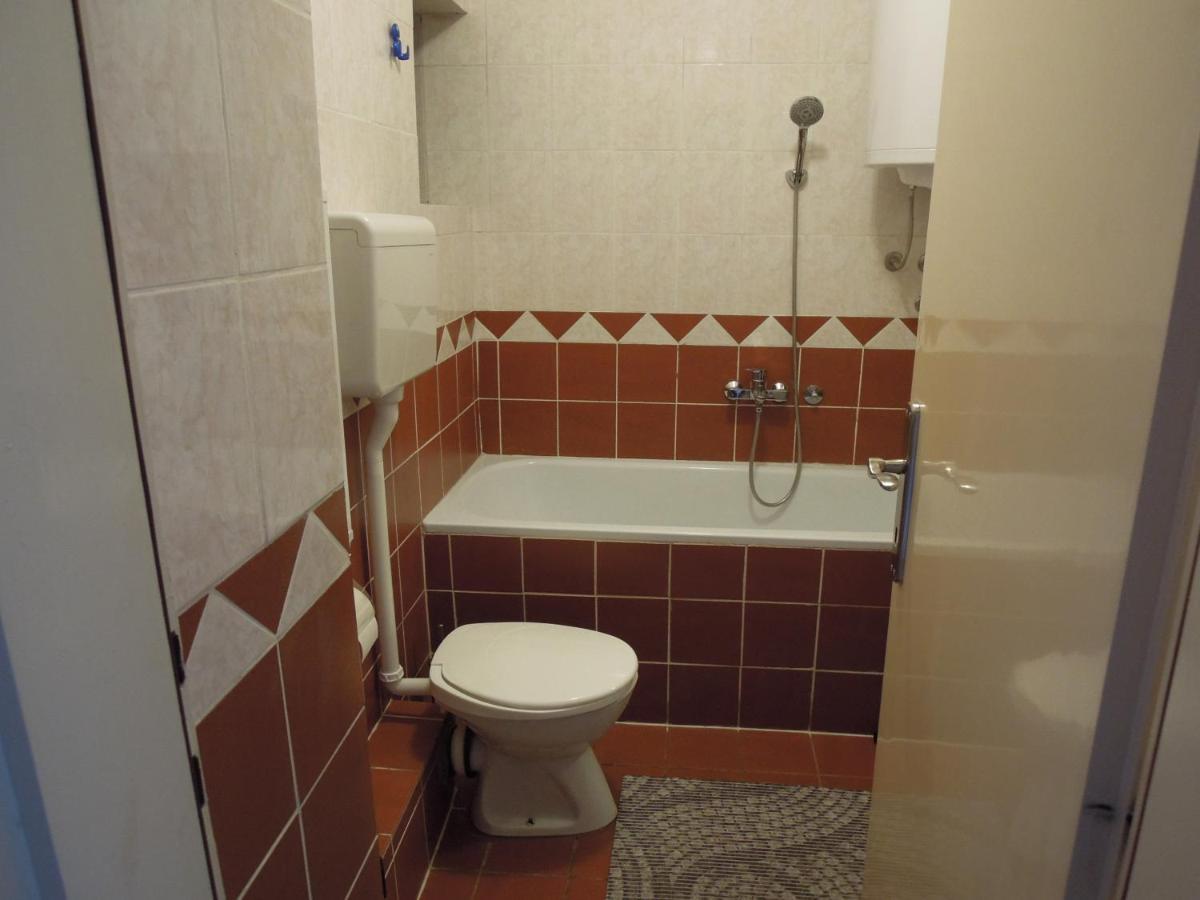 Classic Apartment Νόβι Σαντ Εξωτερικό φωτογραφία