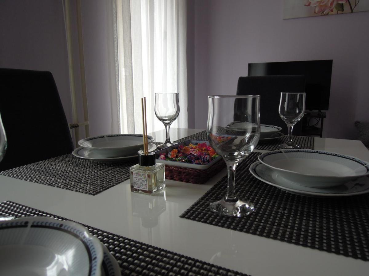 Classic Apartment Νόβι Σαντ Εξωτερικό φωτογραφία